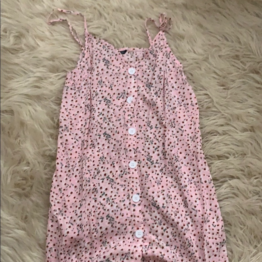 pink dress